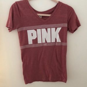 VS/ PINK t-shirt